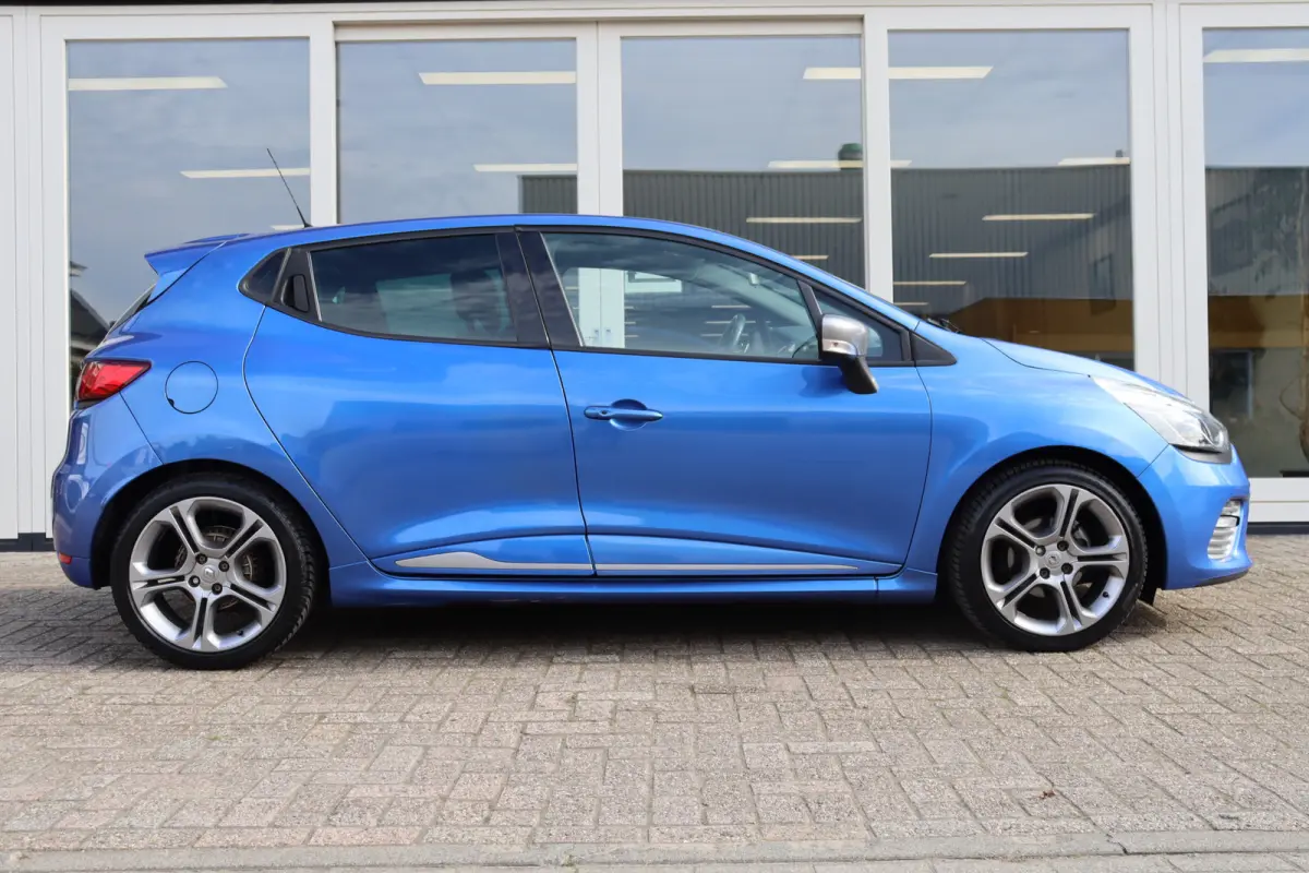 Clio GT, Climate, Cruise, Camera A, PDC A, Pano, Kuipstoelen, RS Drive, Keyless, Prijs Is Rijklaar Inclusief 6 Maanden Garantie