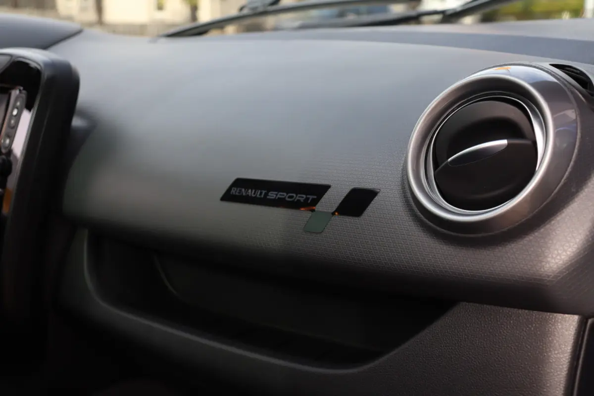 Clio GT, Climate, Cruise, Camera A, PDC A, Pano, Kuipstoelen, RS Drive, Keyless, Prijs Is Rijklaar Inclusief 6 Maanden Garantie