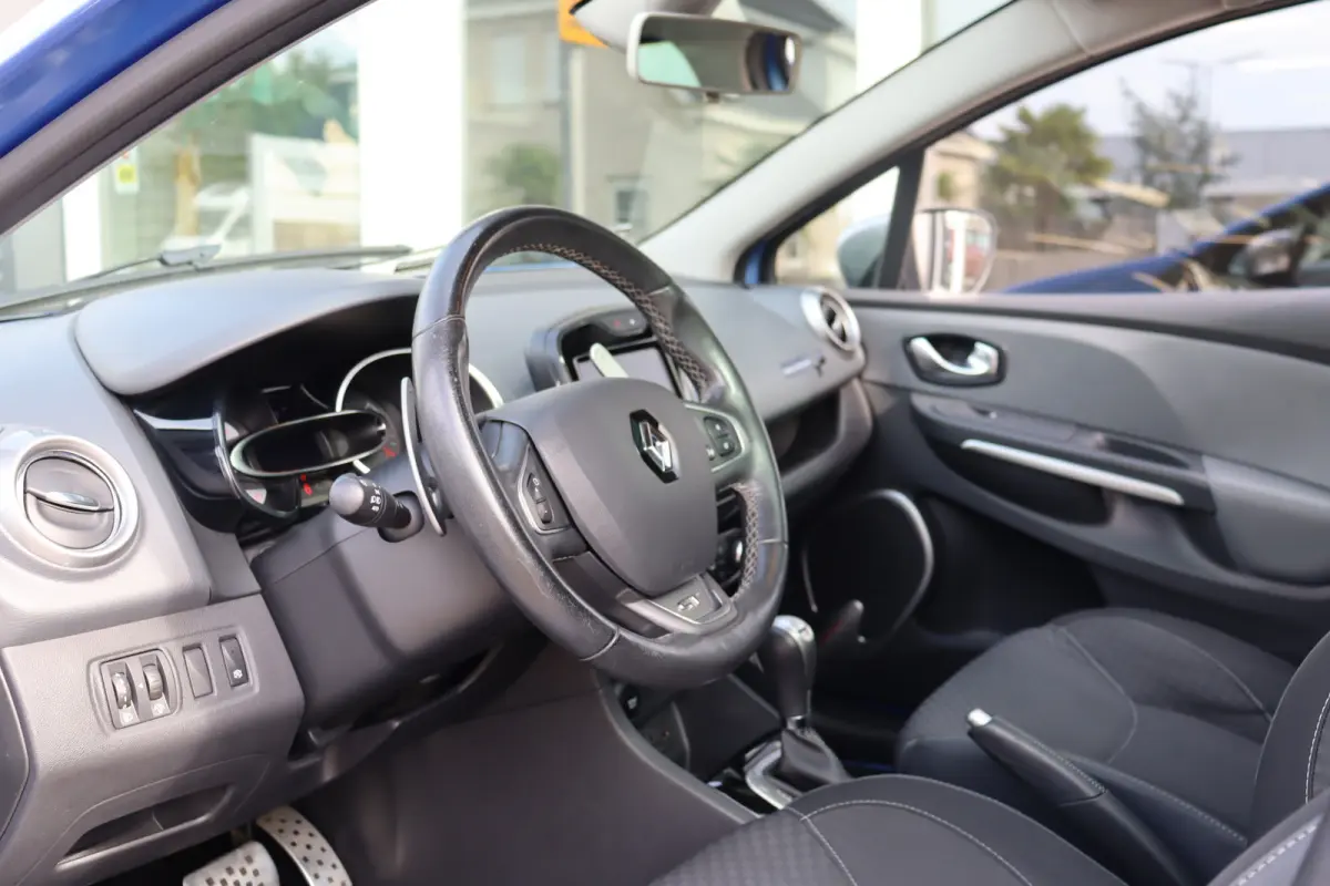 Clio GT, Climate, Cruise, Camera A, PDC A, Pano, Kuipstoelen, RS Drive, Keyless, Prijs Is Rijklaar Inclusief 6 Maanden Garantie