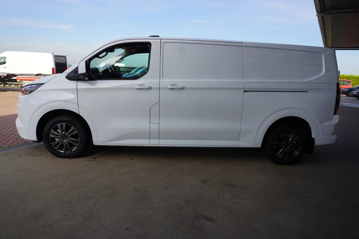340L L2H1 Limited 71 kWh/218PK Automaat Schuifdeur L+ R nr. V070 | Climate | Adap.Cruise | Navi | Leer | Camera |Pro Powerpack