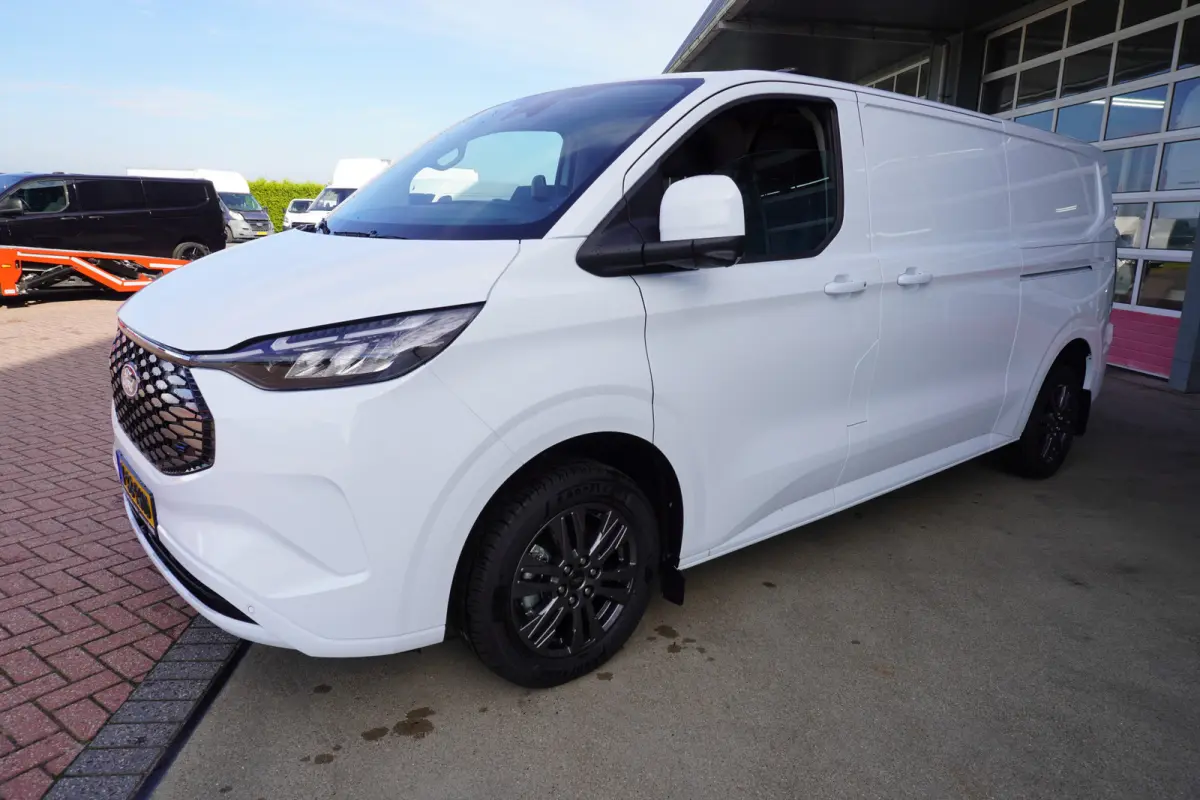 340L L2H1 Limited 71 kWh/218PK Automaat Schuifdeur L+ R nr. V070 | Climate | Adap.Cruise | Navi | Leer | Camera |Pro Powerpack