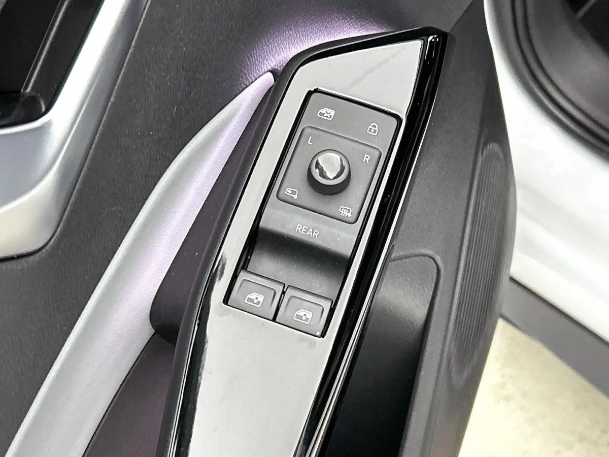 Pro S 77 kWh 204 PK | SoH 92,99% | Apple Carplay / Android Auto | Adaptieve Cruise Control | ErgoActive Stoelen | Stoelmassage | Stoelverwarming | Stuurverwarming