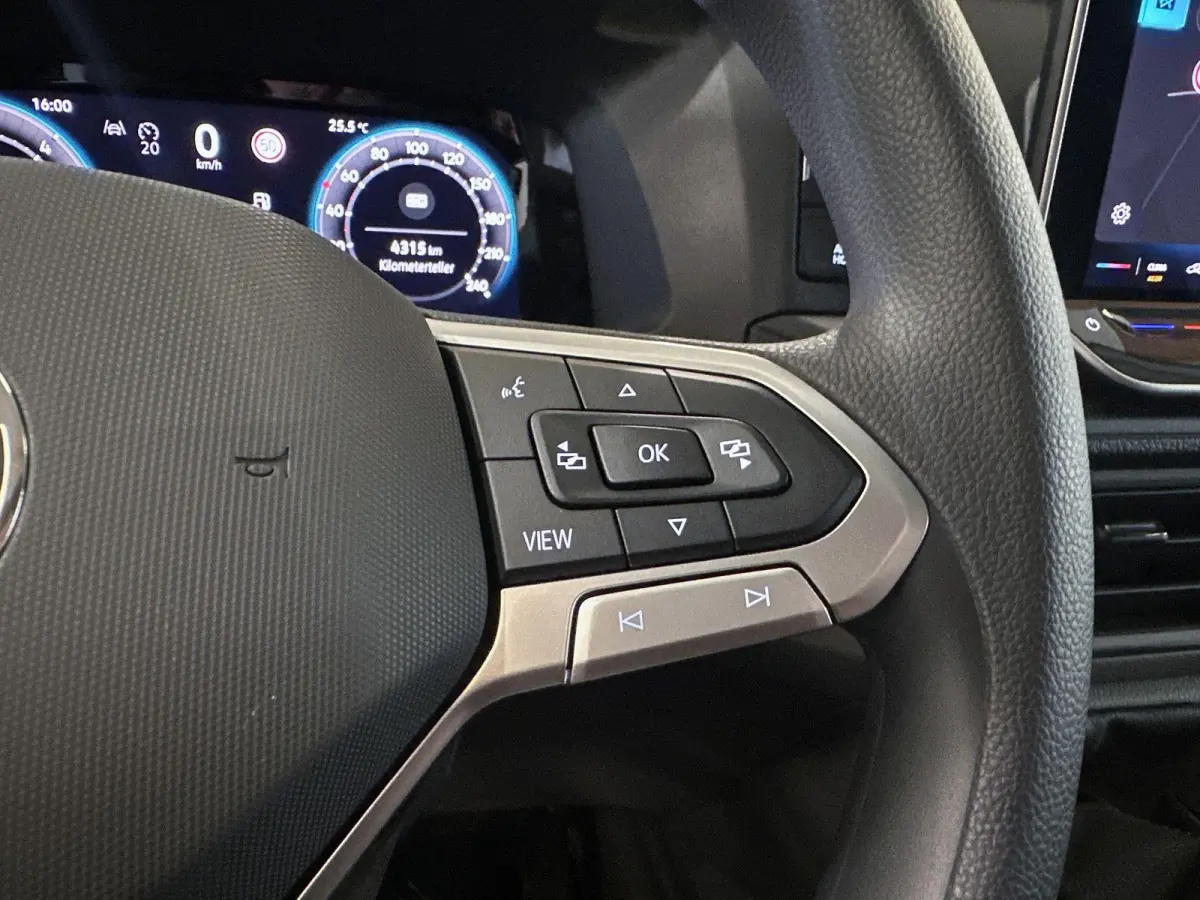 2.0 TDI L3H3 Highline 140 PK | Airco | Trekhaak | Multifunctioneel stuurwiel | Achteruitrijcamera | Multifunctioneel stuurwiel | Cruise Controle | Navigatie | Apple/Android Carplay | Parkeer