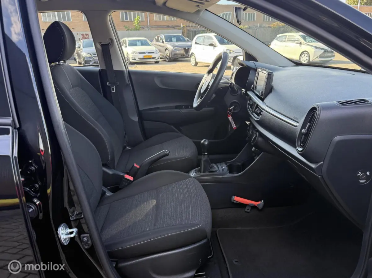 1.0 MPi DynamicLine CARPLAY | TOPSTAAT