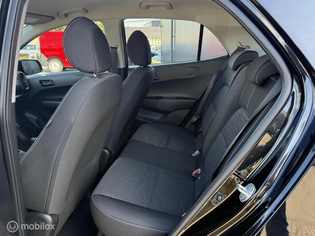 1.0 MPi DynamicLine CARPLAY | TOPSTAAT