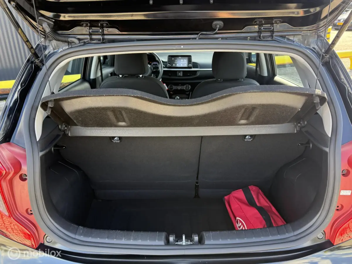 1.0 MPi DynamicLine CARPLAY | TOPSTAAT