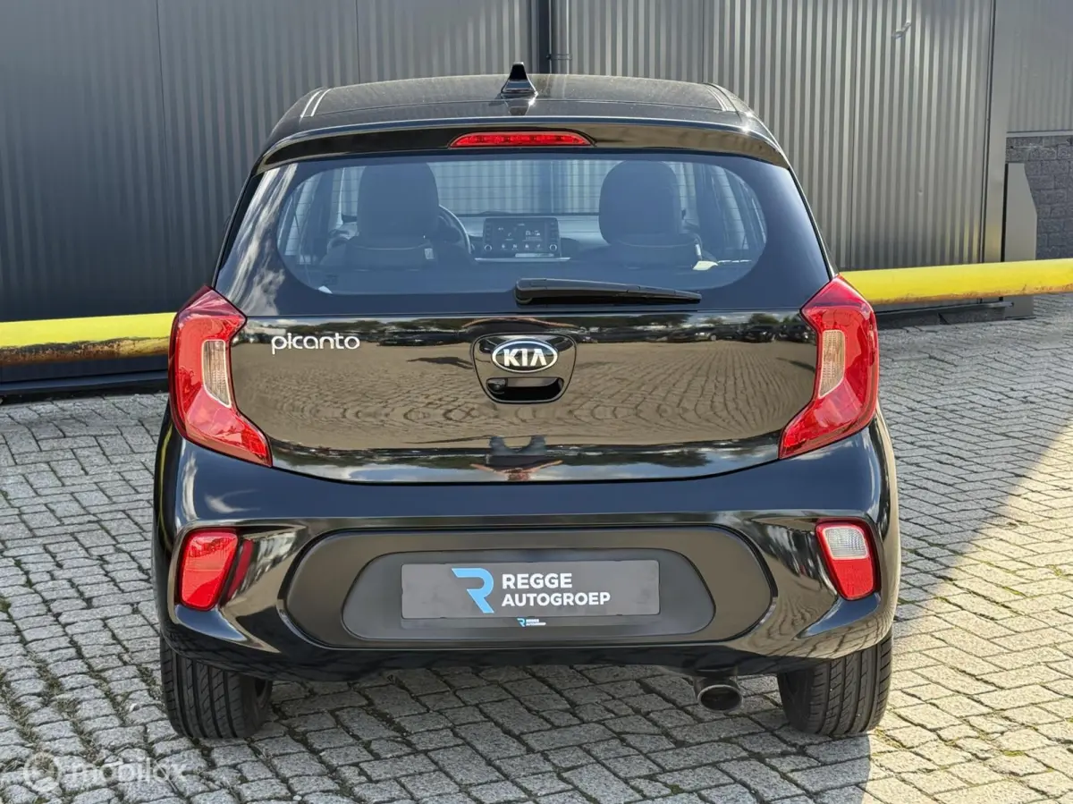 1.0 MPi DynamicLine CARPLAY | TOPSTAAT