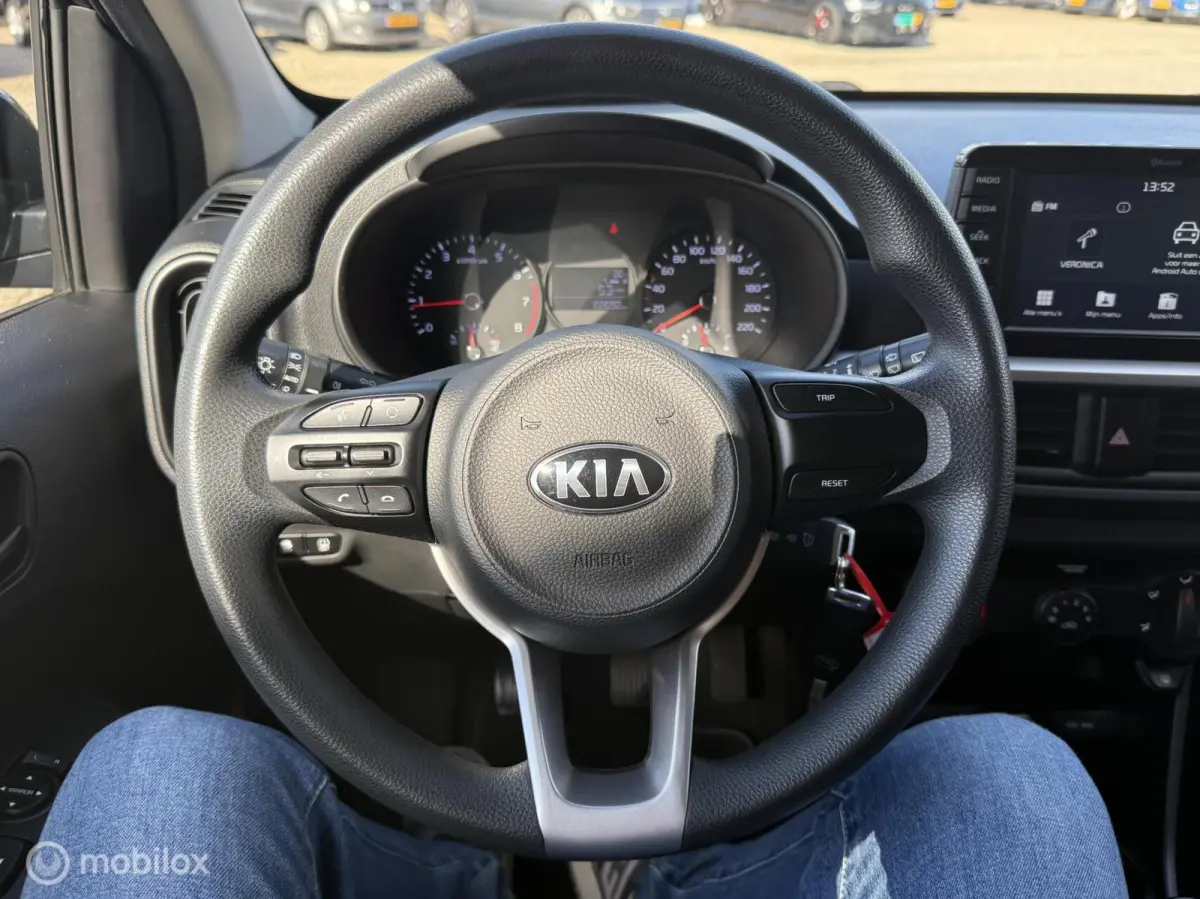 1.0 MPi DynamicLine CARPLAY | TOPSTAAT