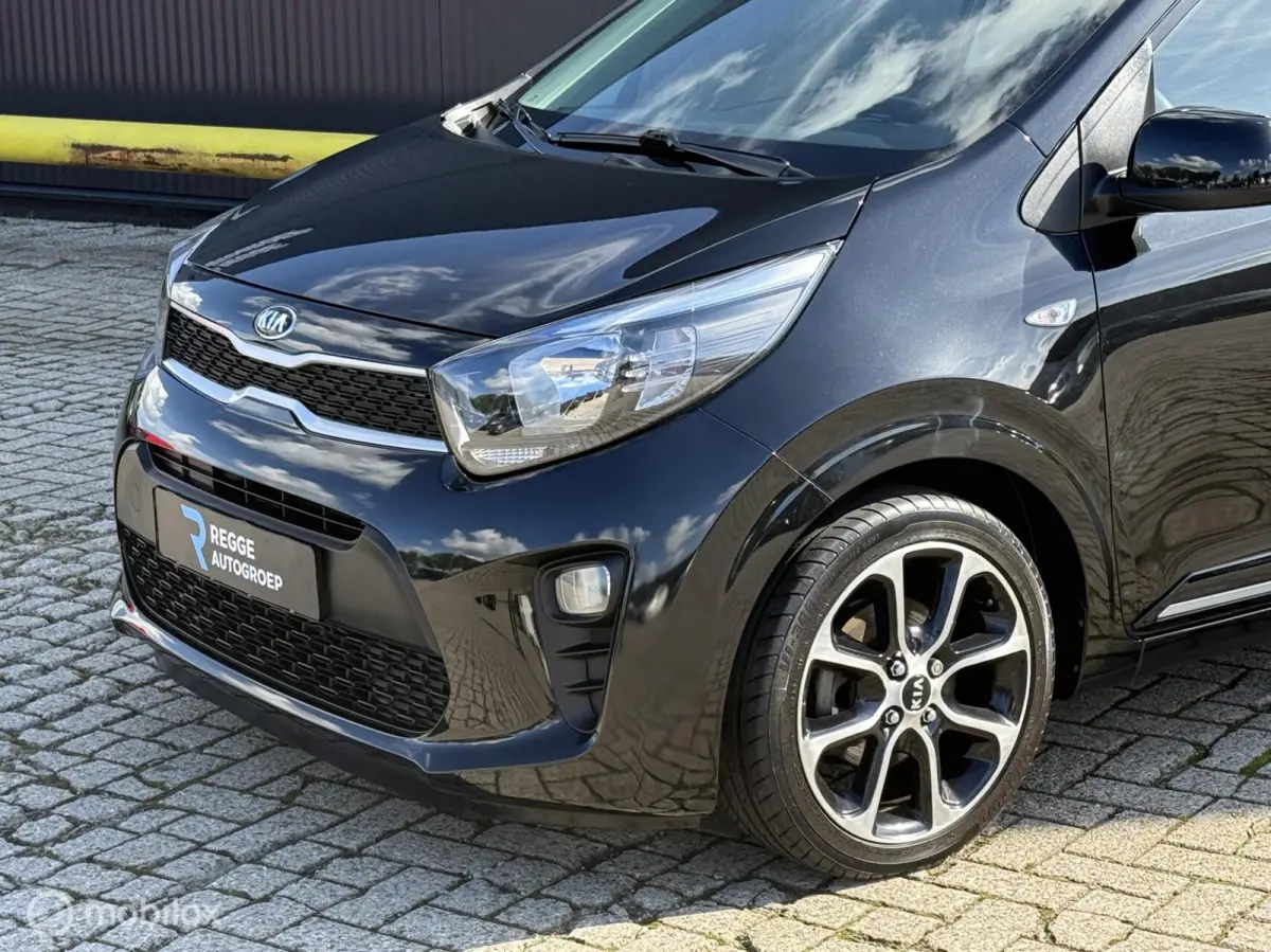 1.0 MPi DynamicLine CARPLAY | TOPSTAAT