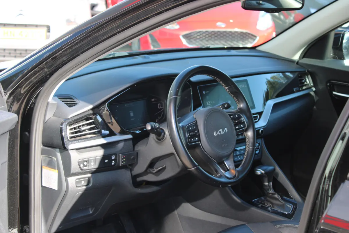 1.6 GDi Hybrid DynamicLine//Digitaal Dashboard//Trekhaak!!