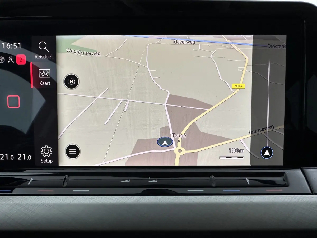 1.0 TSI Life *FULL-LED | ADAPTIVE-CRUISE | DIGI-COCKPIT | NAVI-FULLMAP | AMBIENTLIGHT | COMFORTSEATS | CAMERA | KEYLESS | DAB+ | PRIVACY-GLASS | ECC | PDC | 17''ALU*