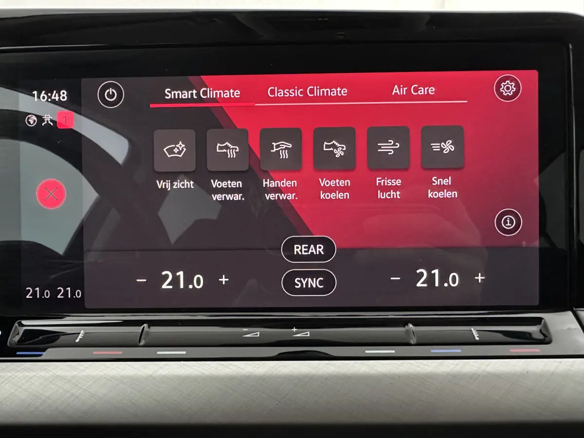 1.0 TSI Life *FULL-LED | ADAPTIVE-CRUISE | DIGI-COCKPIT | NAVI-FULLMAP | AMBIENTLIGHT | COMFORTSEATS | CAMERA | KEYLESS | DAB+ | PRIVACY-GLASS | ECC | PDC | 17''ALU*