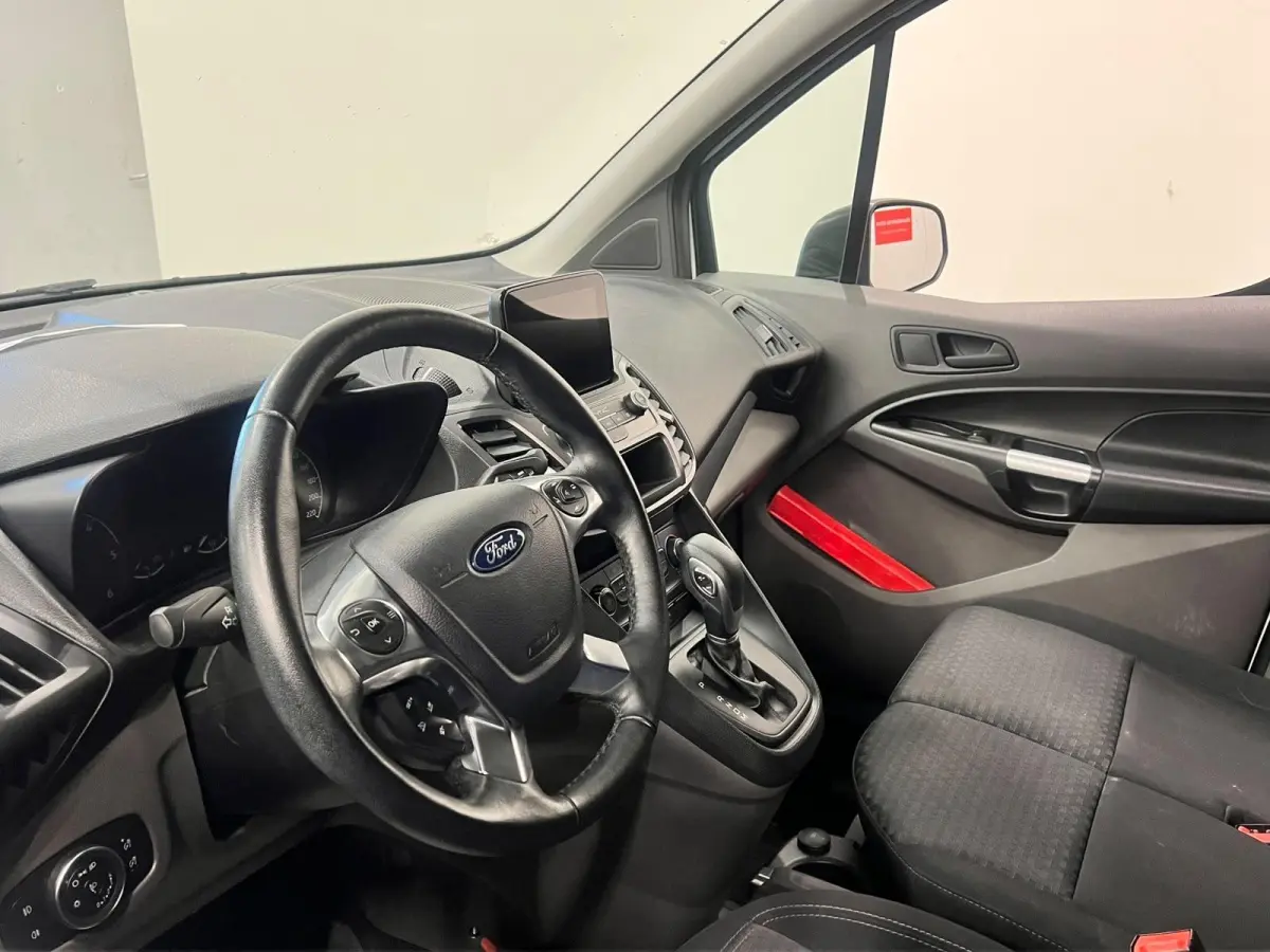 1.5 EcoBlue L2 Trend Automaat Navigatie Airco Parkeersensoren Cruise Control Camera
