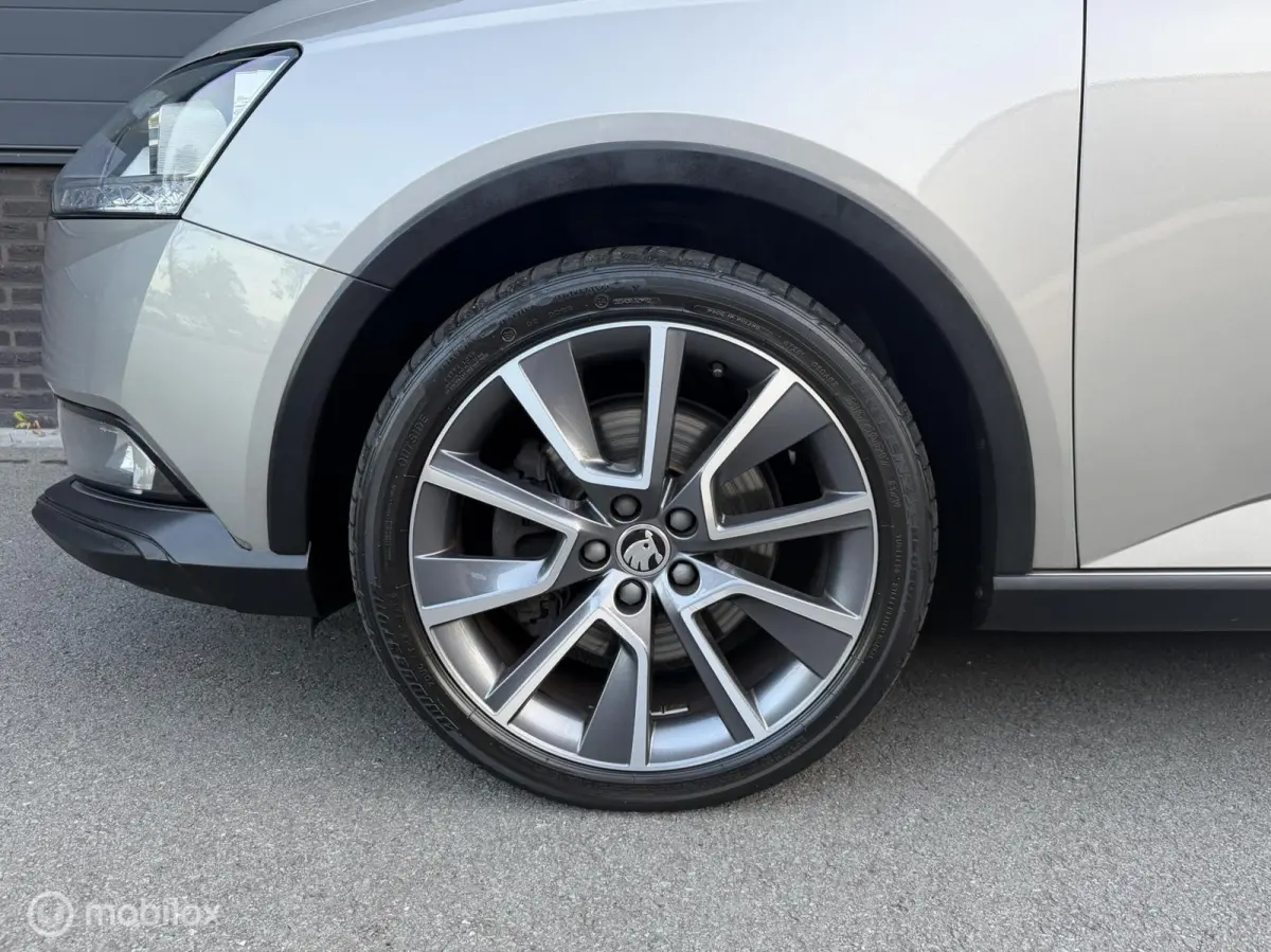 1.0 TSI DSG SCOUT LINE CLIMA*CARPLAY*CRUISE*PDC