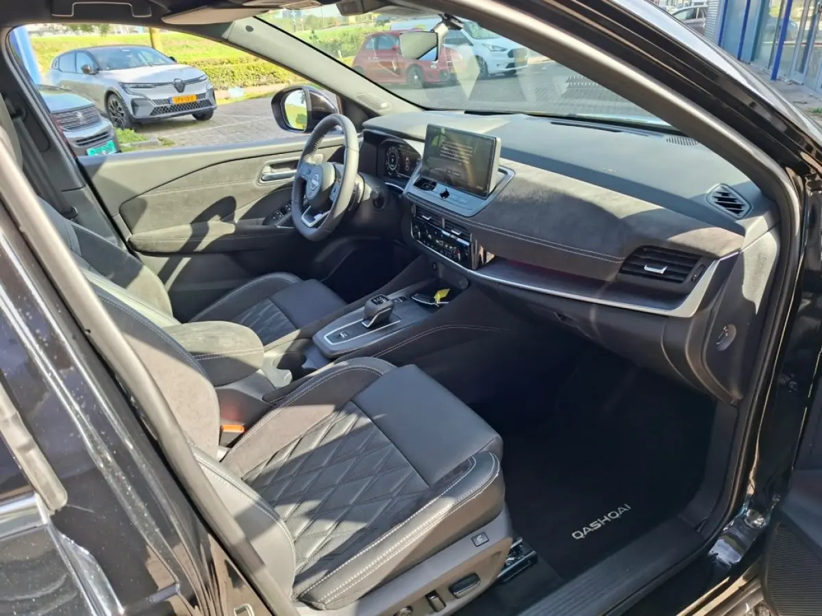 1.3 MHEV X TEKNA PLUS AUTOMAAT PANO LMV WIDESCREEN