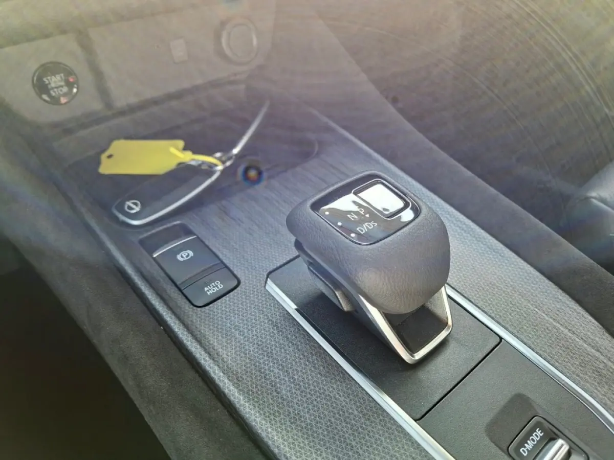 1.3 MHEV X TEKNA PLUS AUTOMAAT PANO LMV WIDESCREEN