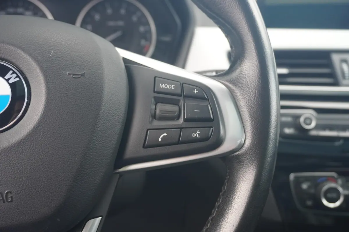 xDrive25i | xLine | Panoramadak | Harman Kardon | Head-Up Display | Trekhaak