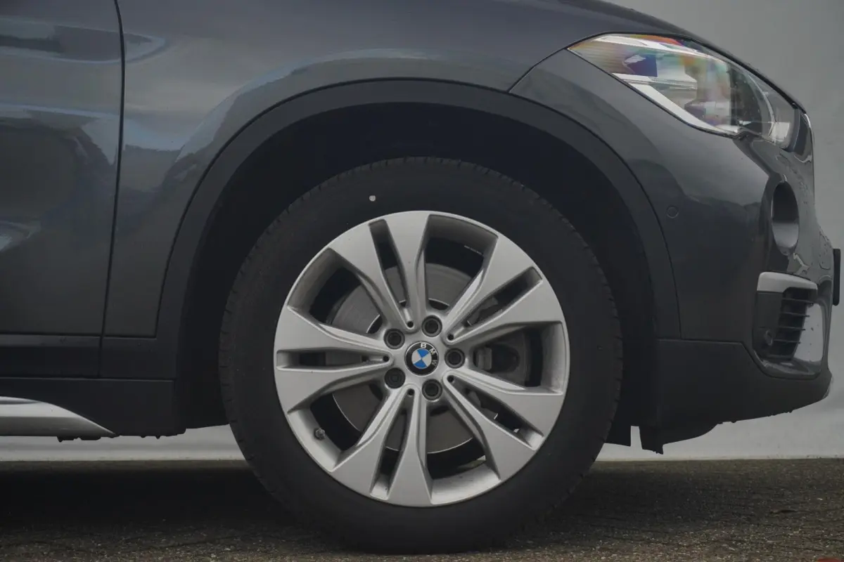 xDrive25i | xLine | Panoramadak | Harman Kardon | Head-Up Display | Trekhaak