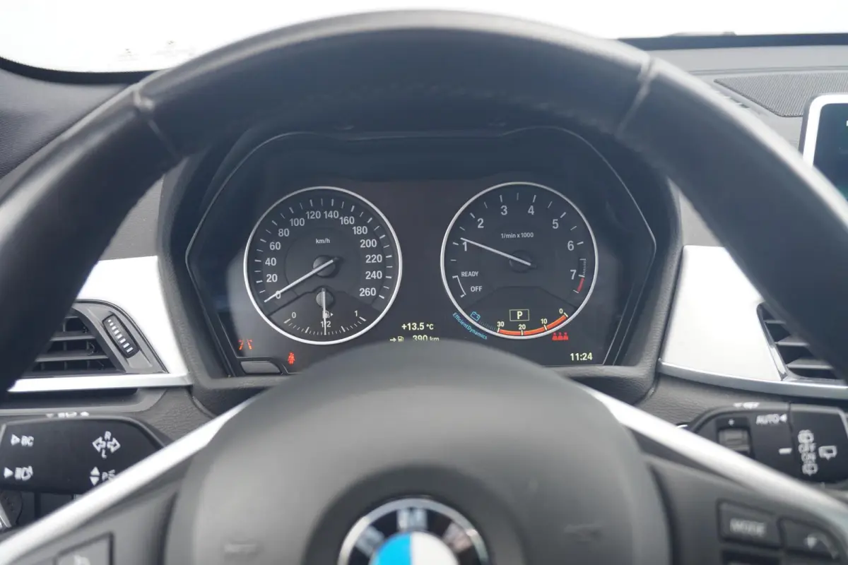 xDrive25i | xLine | Panoramadak | Harman Kardon | Head-Up Display | Trekhaak