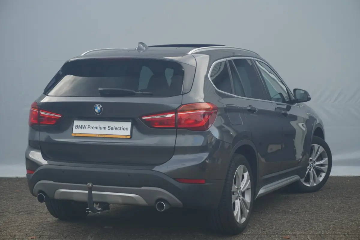 xDrive25i | xLine | Panoramadak | Harman Kardon | Head-Up Display | Trekhaak