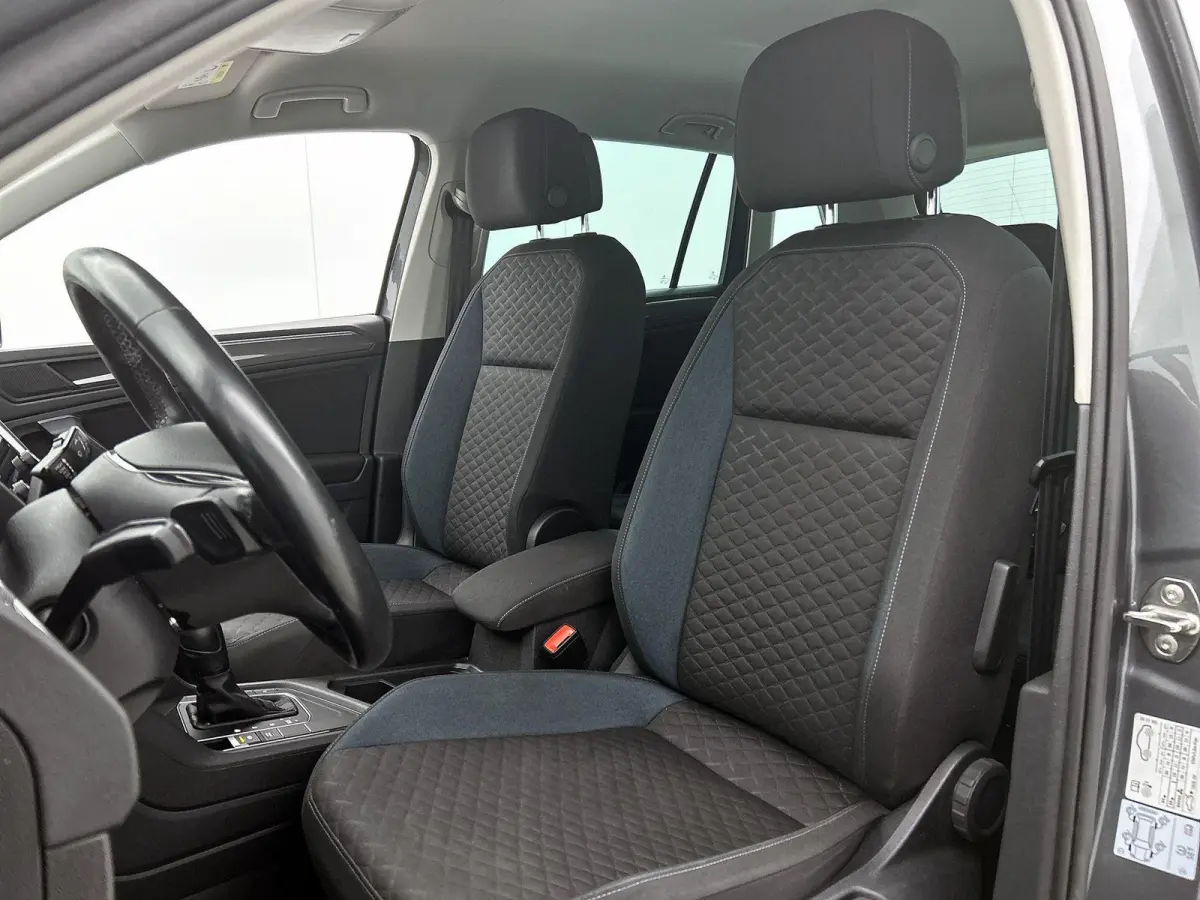 1.5 TSI ACT Comfortline Business 150 PK | Automaat | Navigatie | Trekhaak | Achteruitrijcamera | Stoelverwarming | Adaptive Cruise Control | Climate Control | LED |