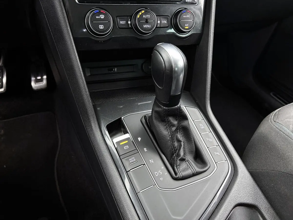 1.5 TSI ACT Comfortline Business 150 PK | Automaat | Navigatie | Trekhaak | Achteruitrijcamera | Stoelverwarming | Adaptive Cruise Control | Climate Control | LED |