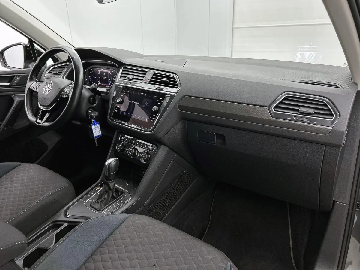 1.5 TSI ACT Comfortline Business 150 PK | Automaat | Navigatie | Trekhaak | Achteruitrijcamera | Stoelverwarming | Adaptive Cruise Control | Climate Control | LED |