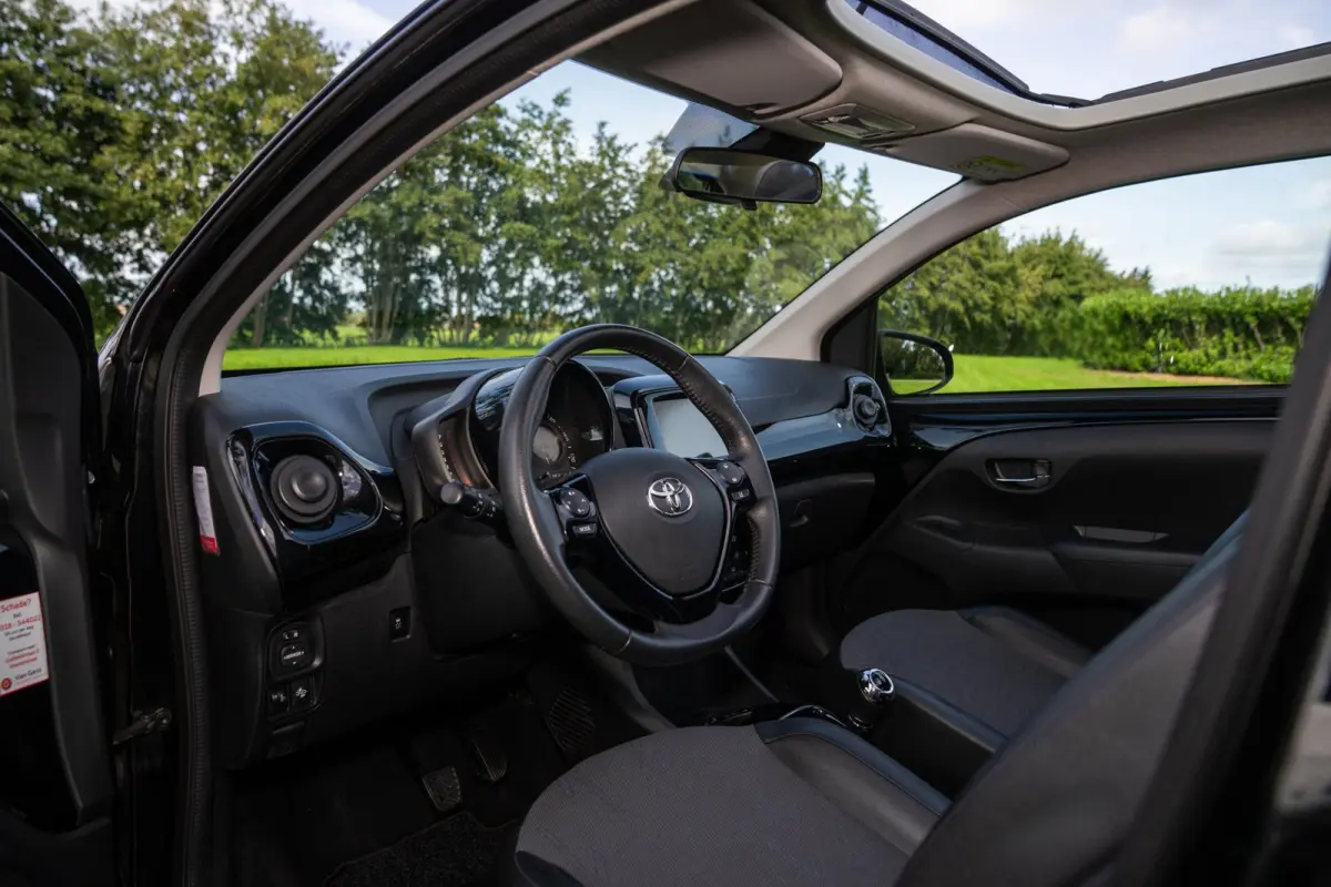 1.0 VVT-i x-wave Automaat Cabrio Top 2e Eig. NL-auto