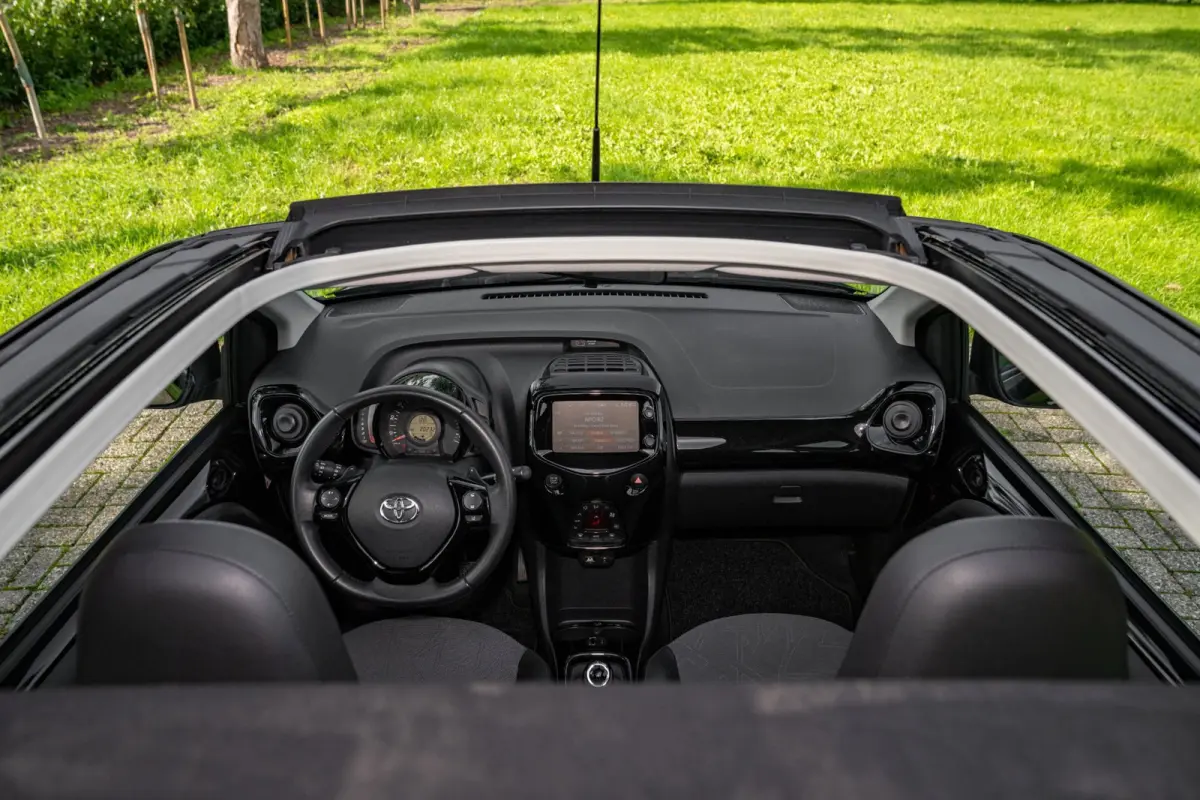 1.0 VVT-i x-wave Automaat Cabrio Top 2e Eig. NL-auto