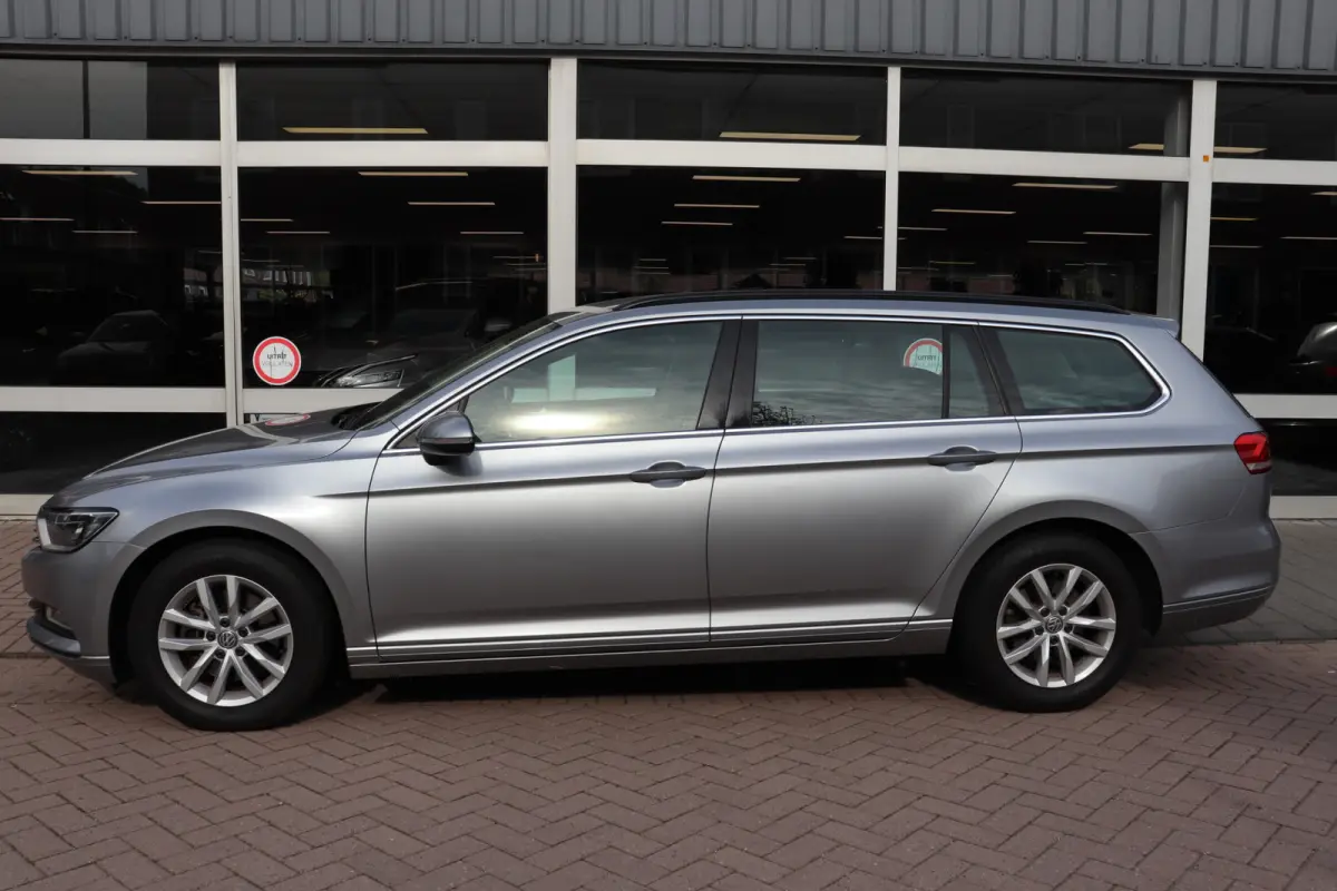 1.6 TDI Comfortline Automaat. Lage km stand, eerste eigenaar, distributieriem is vervangen!
