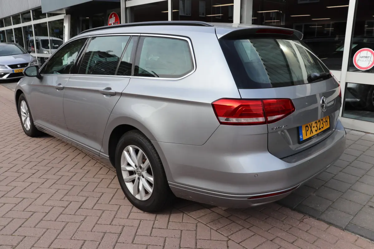 1.6 TDI Comfortline Automaat. Lage km stand, eerste eigenaar, distributieriem is vervangen!