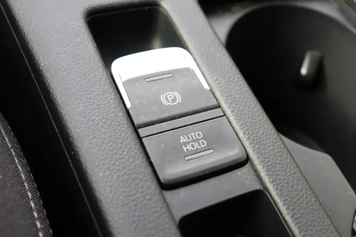 1.6 TDI Comfortline Automaat. Lage km stand, eerste eigenaar, distributieriem is vervangen!