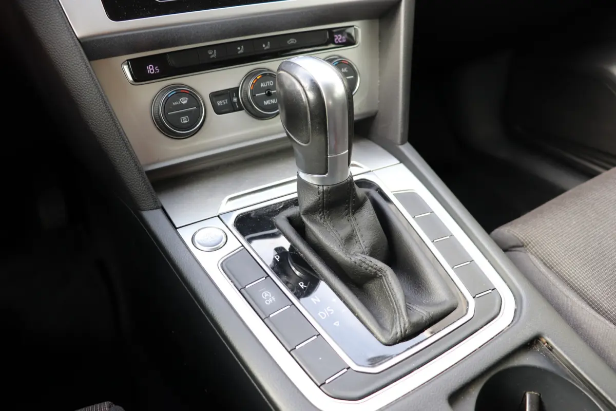 1.6 TDI Comfortline Automaat. Lage km stand, eerste eigenaar, distributieriem is vervangen!
