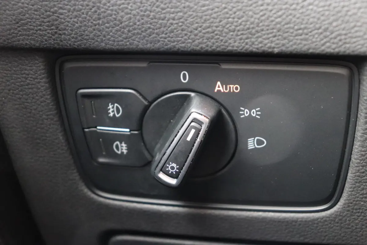 1.6 TDI Comfortline Automaat. Lage km stand, eerste eigenaar, distributieriem is vervangen!