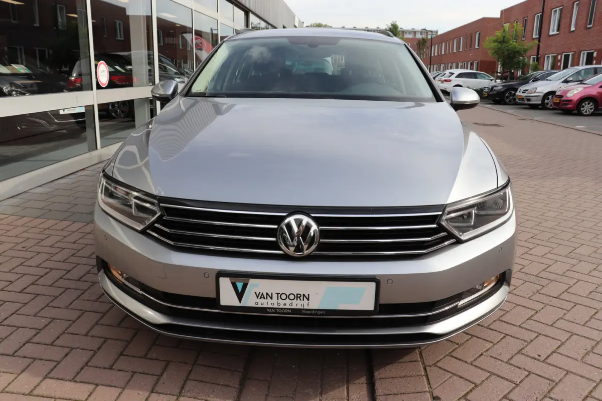 1.6 TDI Comfortline Automaat. Lage km stand, eerste eigenaar, distributieriem is vervangen!