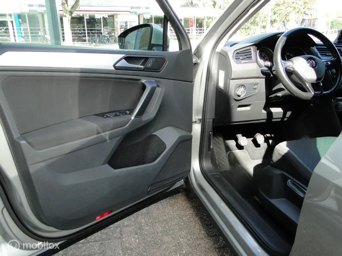 1.4 TSI , benzine, schakel, 111.413 km
