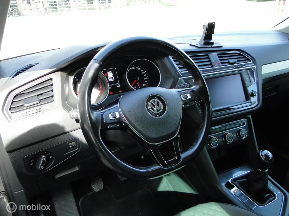1.4 TSI , benzine, schakel, 111.413 km