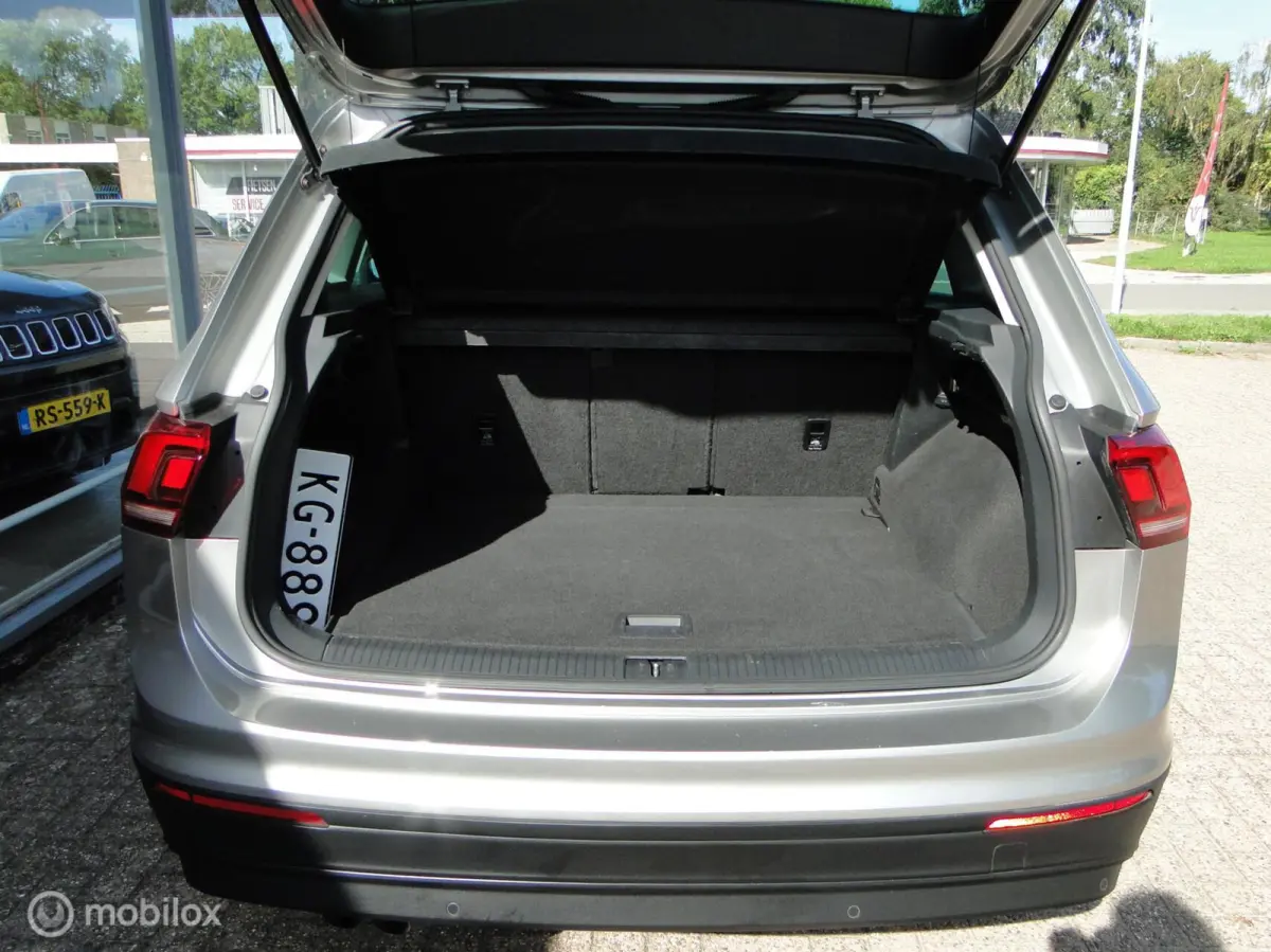 1.4 TSI , benzine, schakel, 111.413 km