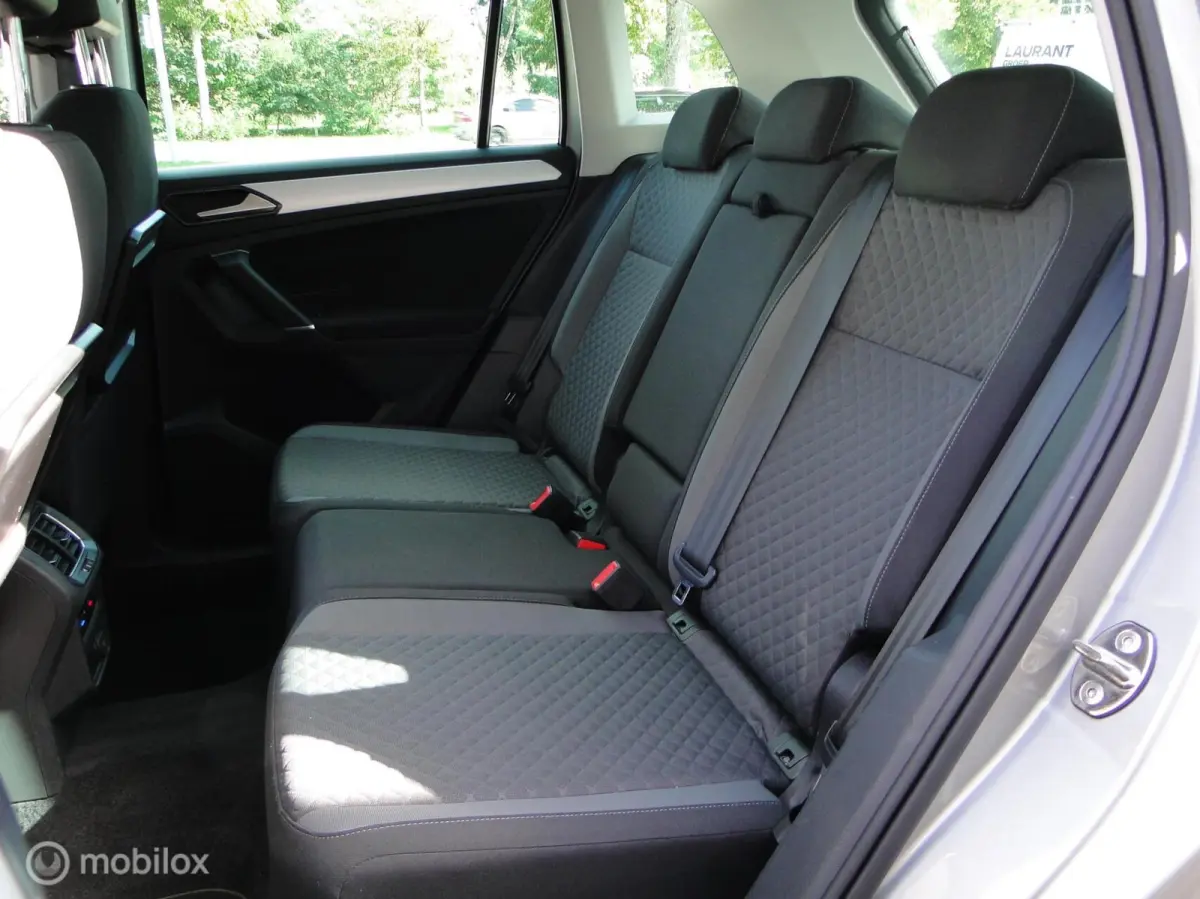 1.4 TSI , benzine, schakel, 111.413 km