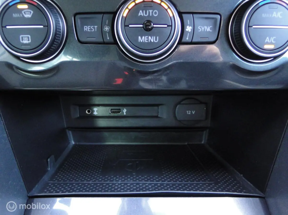 1.4 TSI , benzine, schakel, 111.413 km