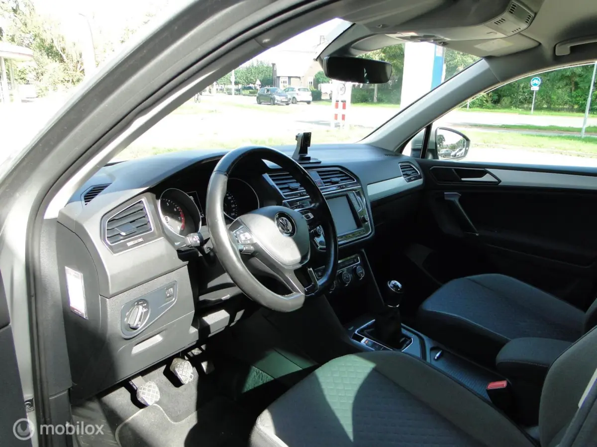 1.4 TSI , benzine, schakel, 111.413 km