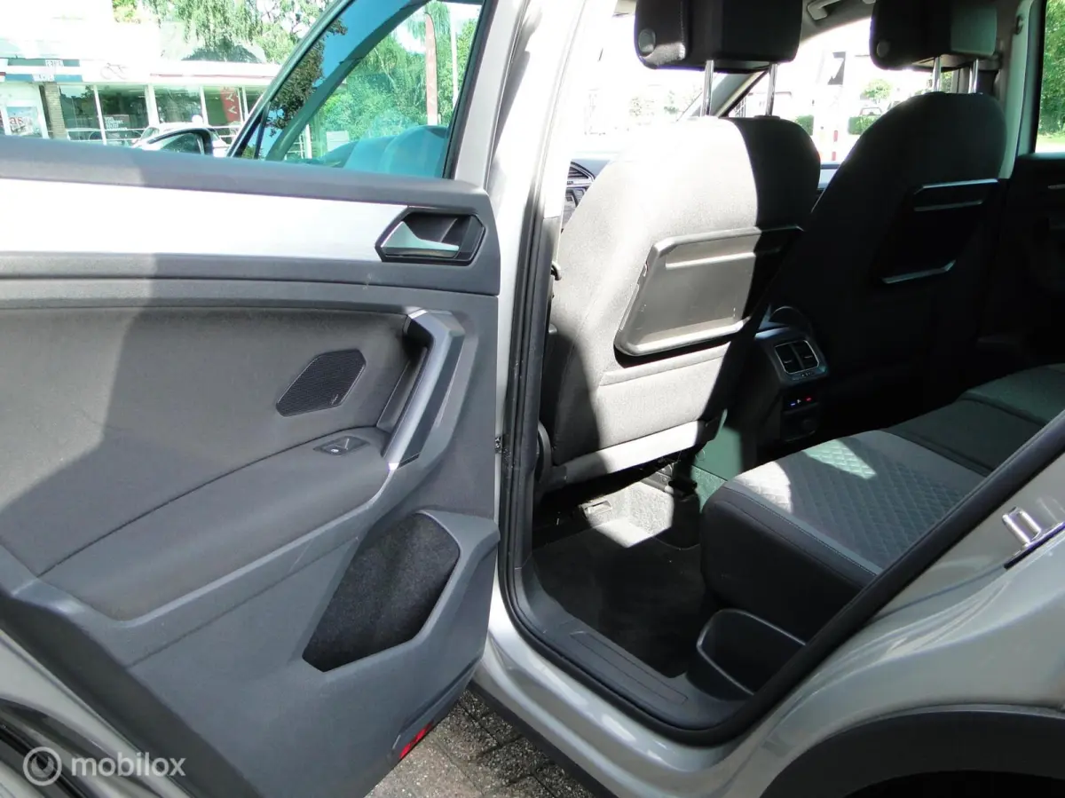 1.4 TSI , benzine, schakel, 111.413 km