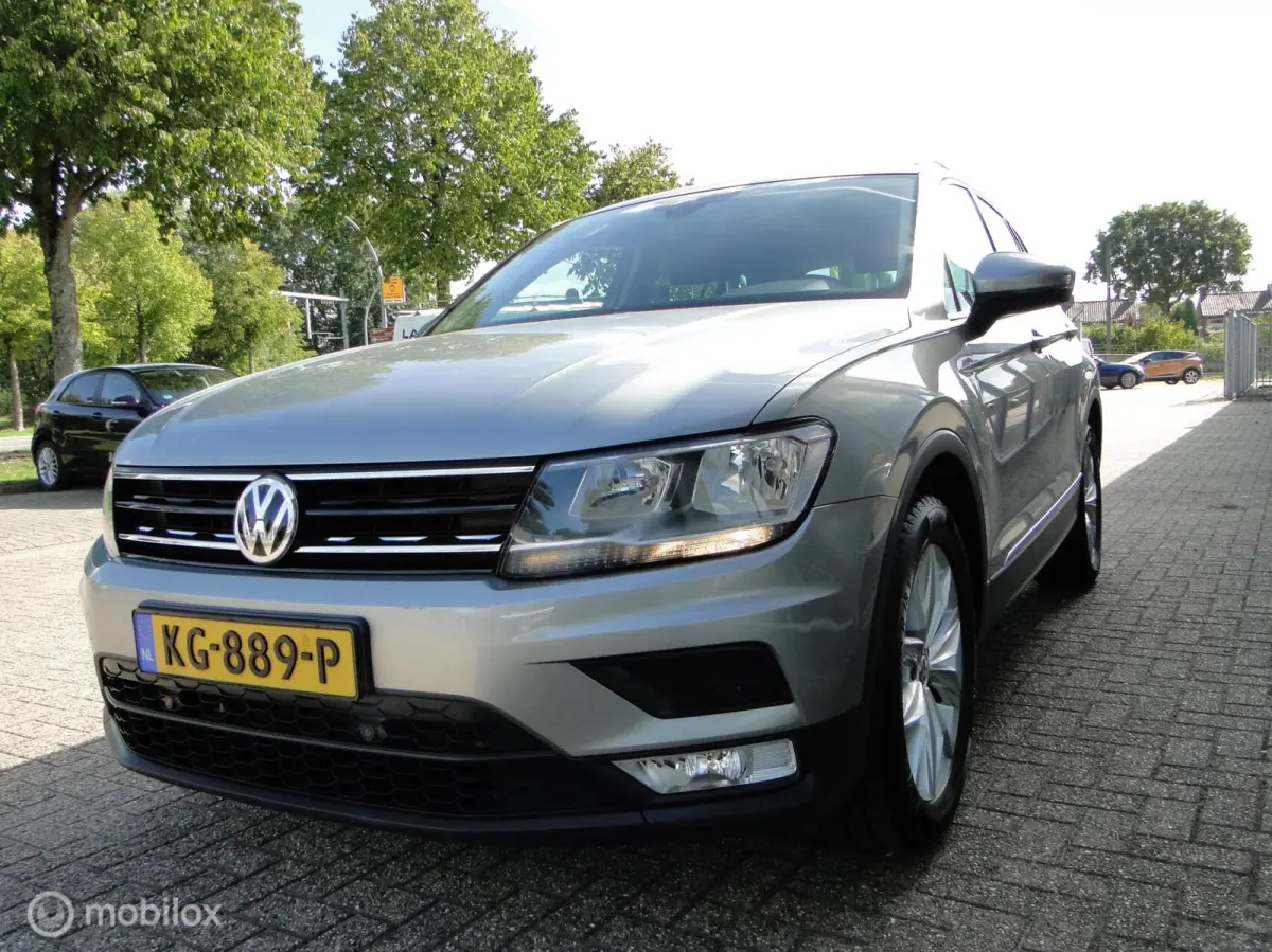1.4 TSI , benzine, schakel, 111.413 km
