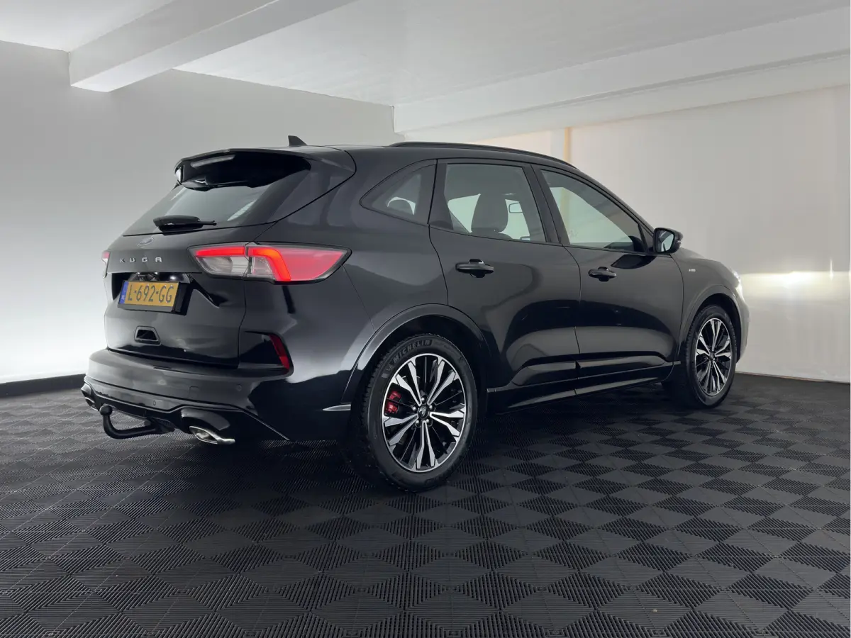 1.5 EcoBoost ST-Line (INCL.BTW) *FULL-LED | DIGI-COCKPIT | KEYLESS | DAB | CAMERA | CARPLAY | NAVI-FULLMAP | SPORTSEATS | PRIVACY-GLASS | 18"ALU | TOWBAR*