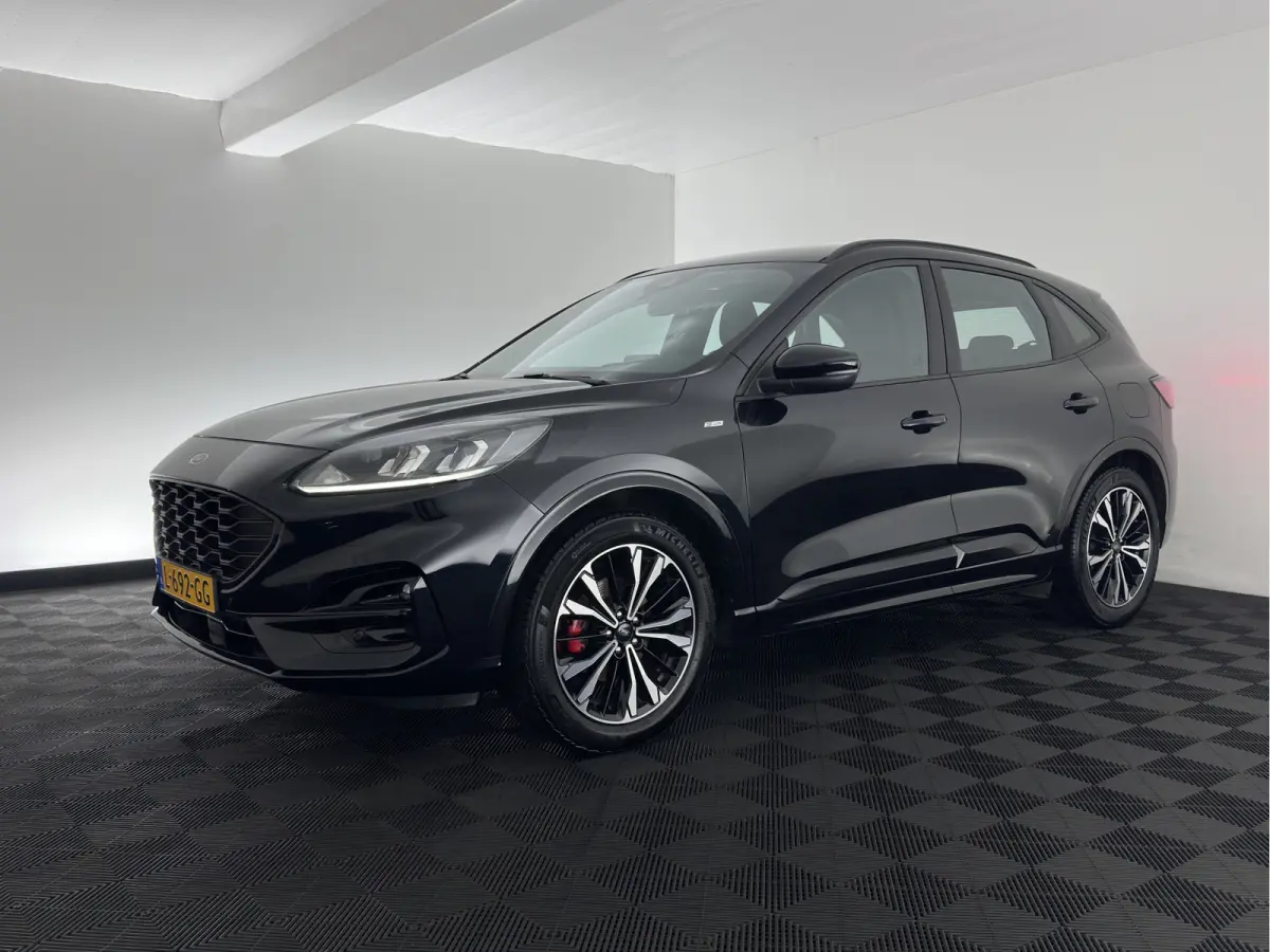 1.5 EcoBoost ST-Line (INCL.BTW) *FULL-LED | DIGI-COCKPIT | KEYLESS | DAB | CAMERA | CARPLAY | NAVI-FULLMAP | SPORTSEATS | PRIVACY-GLASS | 18"ALU | TOWBAR*