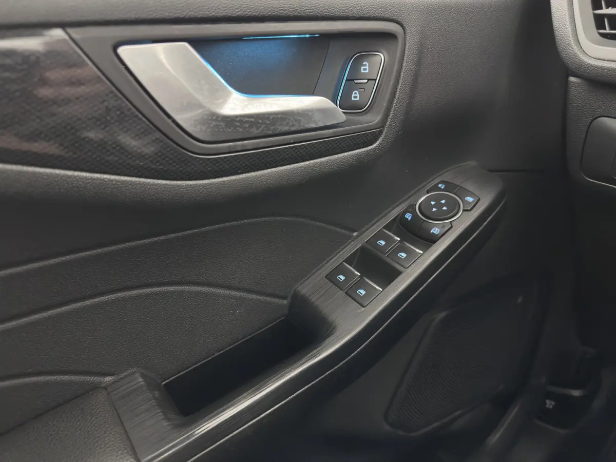 1.5 EcoBoost ST-Line (INCL-BTW) *FULL-LED | DIGI-COCKPIT | KEYLESS | DAB | CAMERA | CARPLAY | NAVI-FULLMAP | SPORTSEATS | PRIVACY-GLASS | TOWBAR | 18"ALU*