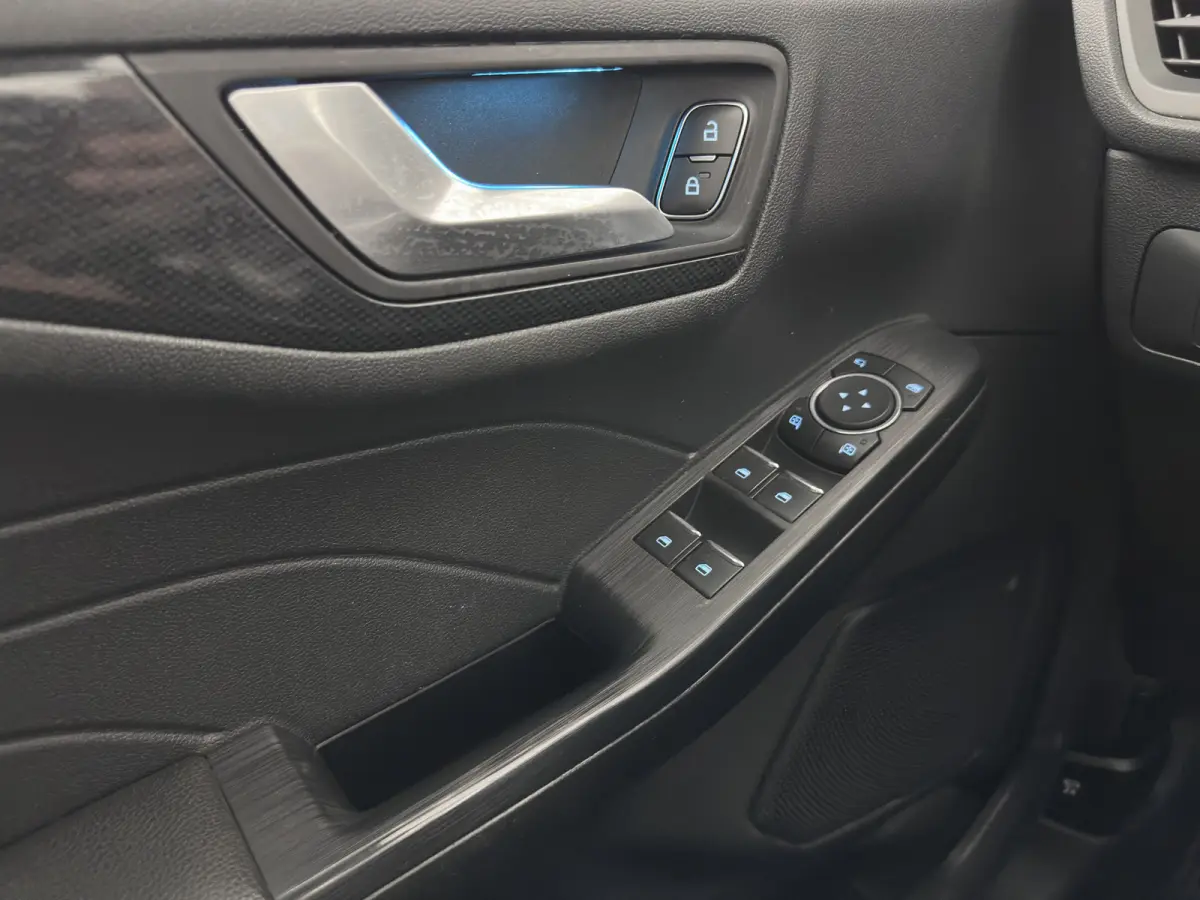 1.5 EcoBoost ST-Line (INCL.BTW) *FULL-LED | DIGI-COCKPIT | KEYLESS | DAB | CAMERA | CARPLAY | NAVI-FULLMAP | SPORTSEATS | PRIVACY-GLASS | 18"ALU | TOWBAR*