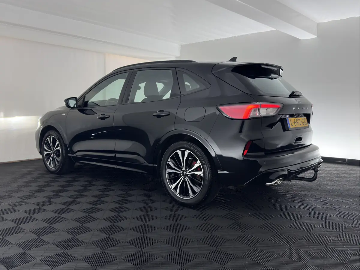 1.5 EcoBoost ST-Line (INCL.BTW) *FULL-LED | DIGI-COCKPIT | KEYLESS | DAB | CAMERA | CARPLAY | NAVI-FULLMAP | SPORTSEATS | PRIVACY-GLASS | 18"ALU | TOWBAR*