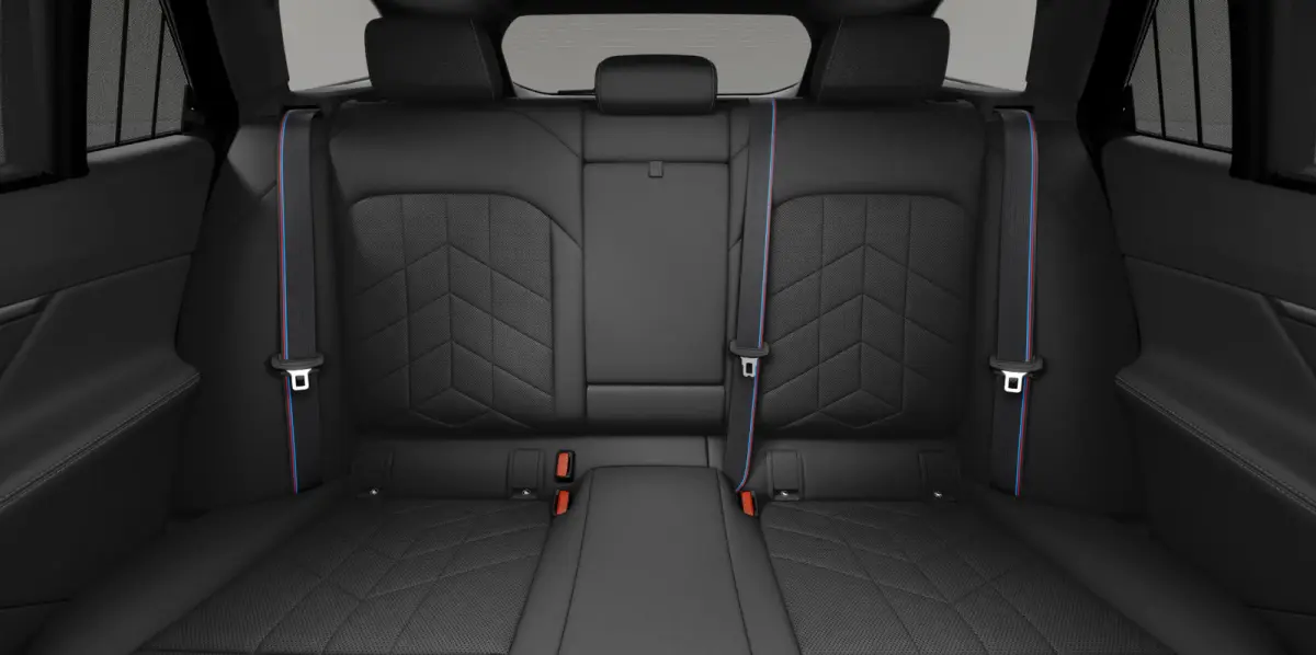 eDrive40 M Sport Pro - Trekhaak - Panoramadak - Driving/Parking Assistant Professional- B&W - Head up - Stoelventilatie - Stoelverwarming voor/achter - Comfort Access -