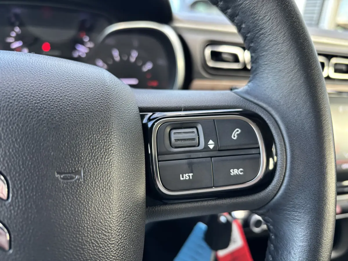 1.2 PureTech Business | Apple/Android CarPlay